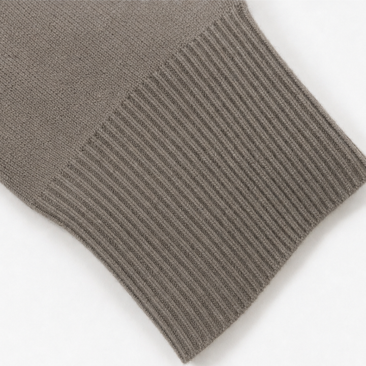 Buckle & Rib – Gold Buckle Ribbed Knit Top