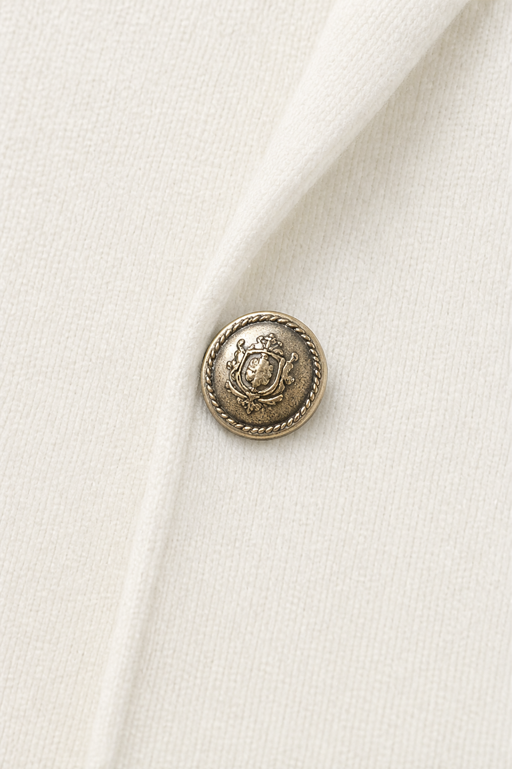 Lapelle – Structured Notch Lapel Flat-Knit Cardigan