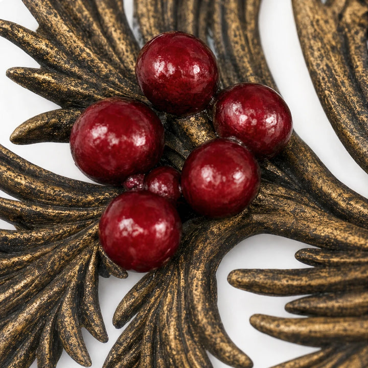 Everpine – Evergreen Berry Tree Wall Candle Holder