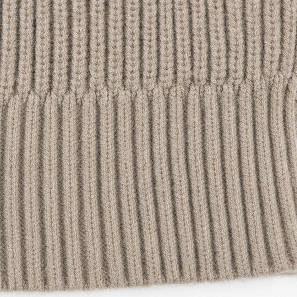 Vela Twist – Front-Twist Ribbed Knit Top