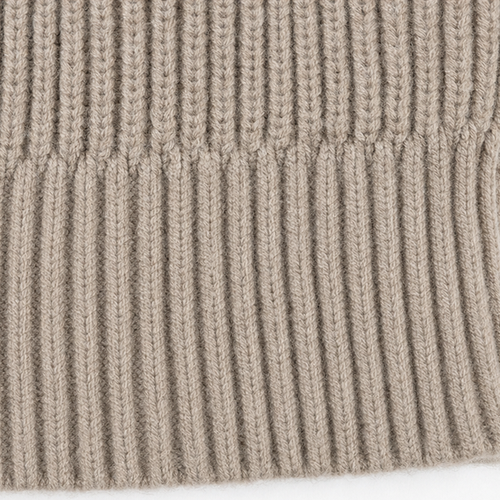 Vela Twist – Front-Twist Ribbed Knit Top