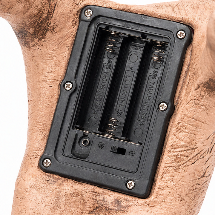 Creepcrawler – Motion-Activated Crawling Severed Hand Prop