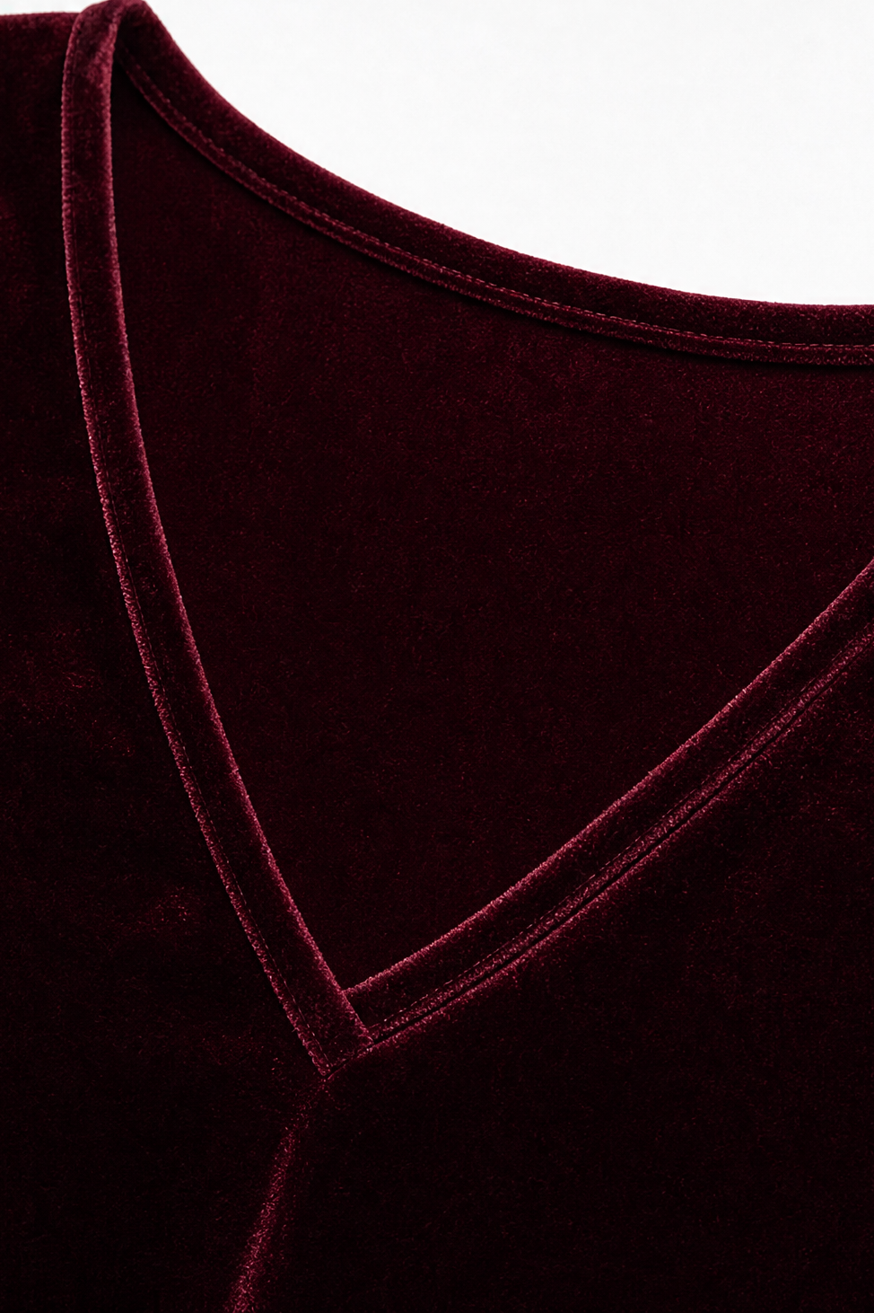 Velveau – Oversized Pocketed V-Neck Velvet Tunic