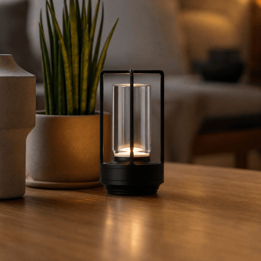 Crystelle – Elegant Cordless Crystal Table Lamp Black