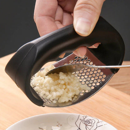 Culinara™ - LX Pro Easy-Squeeze Garlic Press (40% Off)