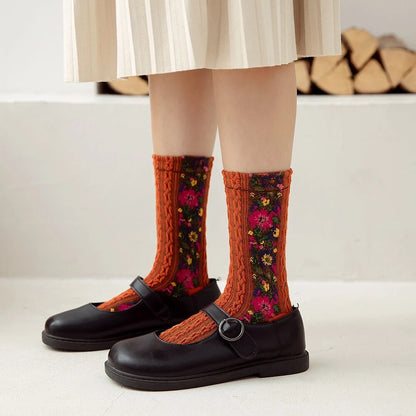 Sorellea™ – Vintage Floral Embroidered Socks (2+3 Free)