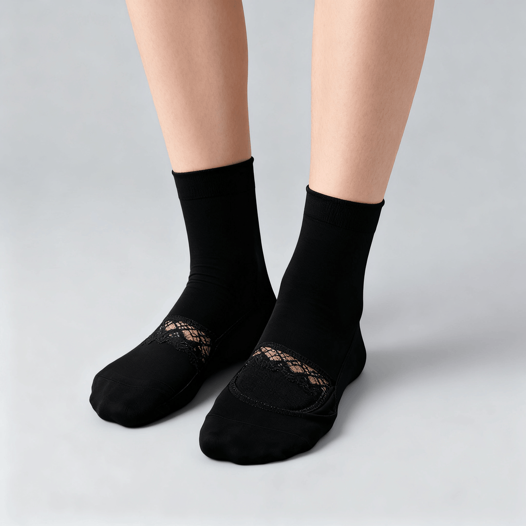 Feeluxe – Cushioned No Show Socks for All Day Comfort Black