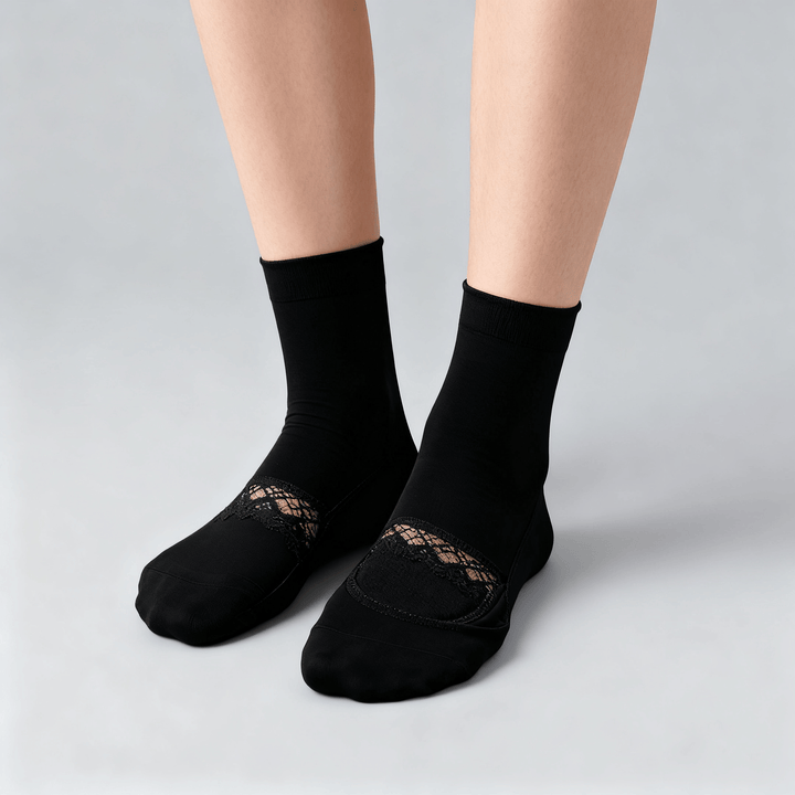 Feeluxe – Cushioned No Show Socks for All Day Comfort Black