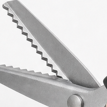 Snipcraft – Serrated Fabric Pinking Shears