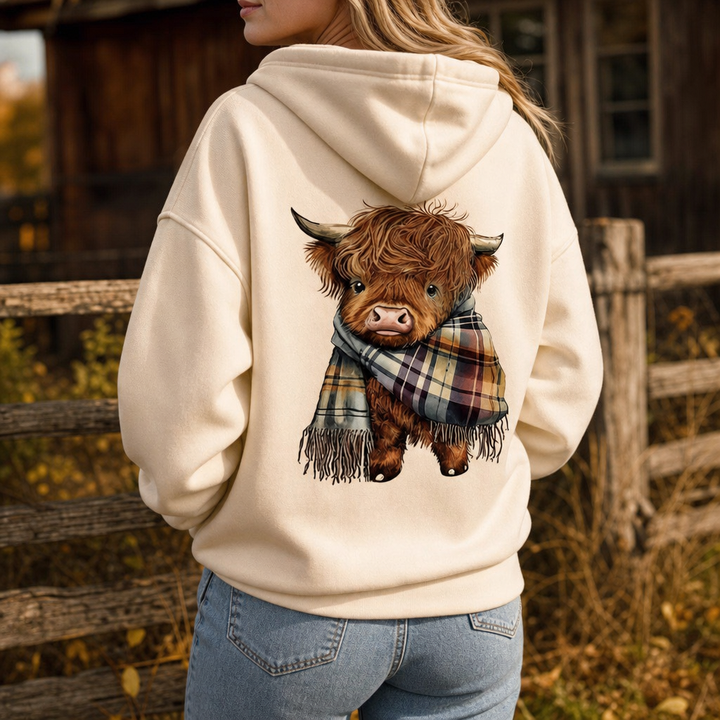 Highland Hearth – Fleece-Lined Highland Cow Graphic Hoodie