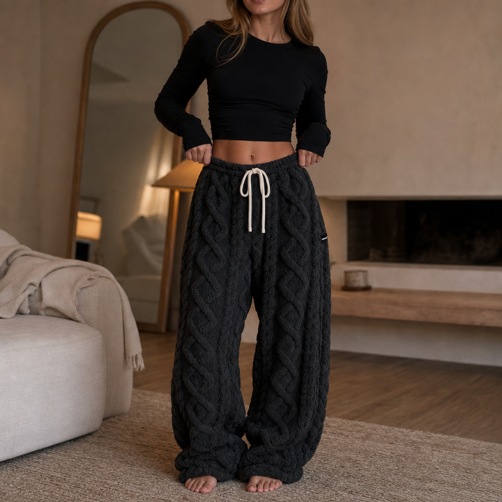 Warmleigh – Cable-Knit Drawstring Waist Lounge Pants