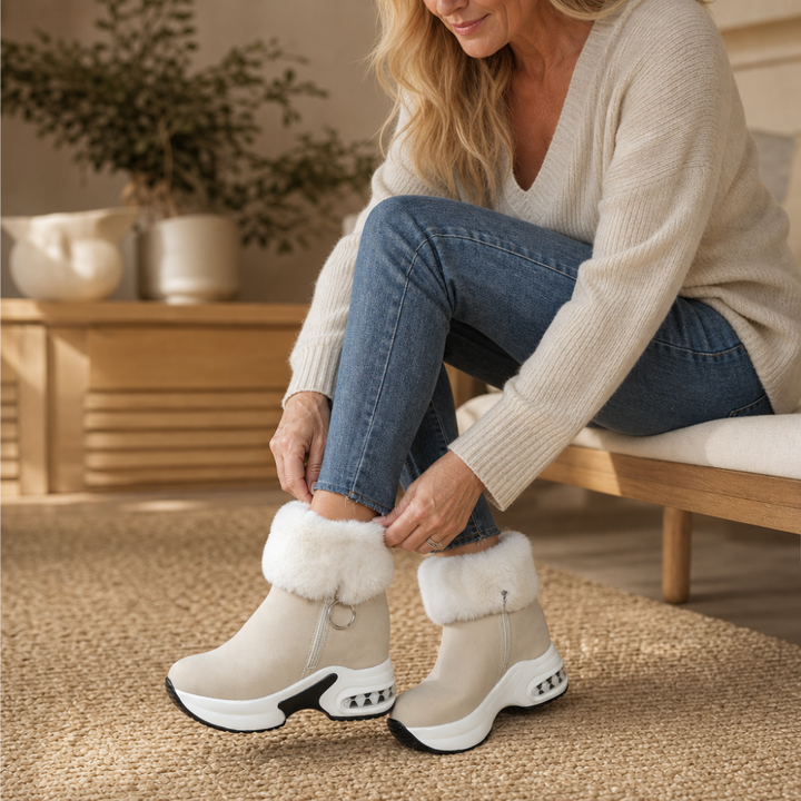 Veluna – Plush Fur-Cuff Chunky Ankle Boots