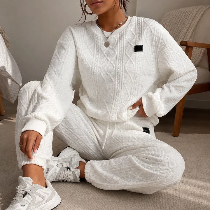 Cablea – Cable-Knit Sweater And Jogger Set