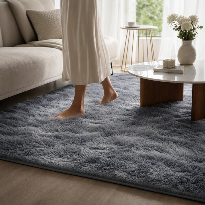 Gradia – Gradient Plush Faux-Fur Area Rug