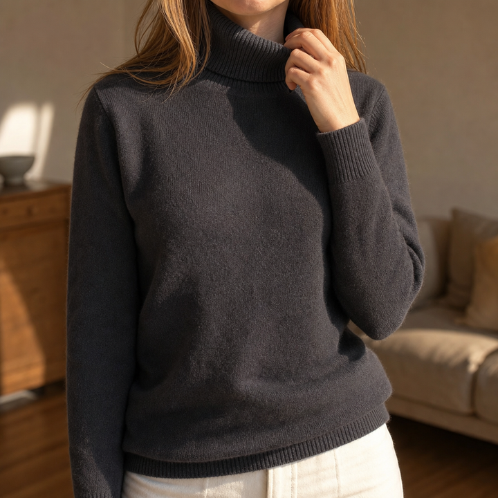 Veluna – Fleece-Lined Turtleneck Sweater