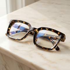 Clarelle – Oversized Tortoiseshell Reading Glasses for Women