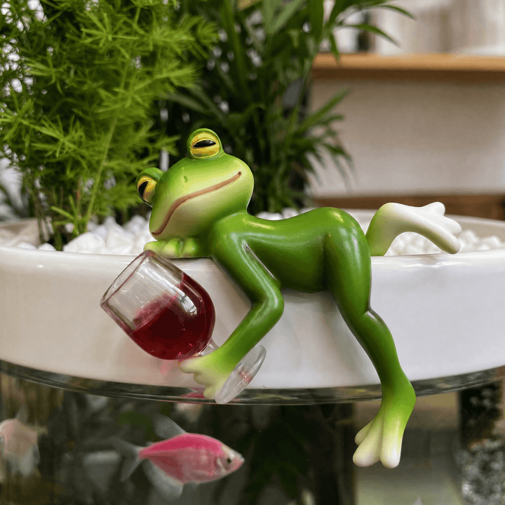 Hopwell – Wine-Sipping Frog Planter Ornament Wine Frog