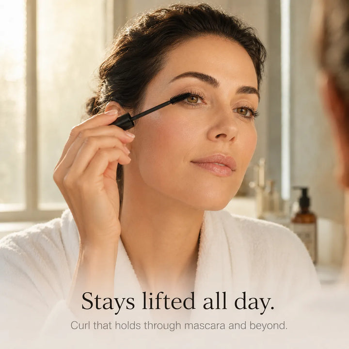 LashLift – Clear Eyelash Curler with Built-In Separating Comb