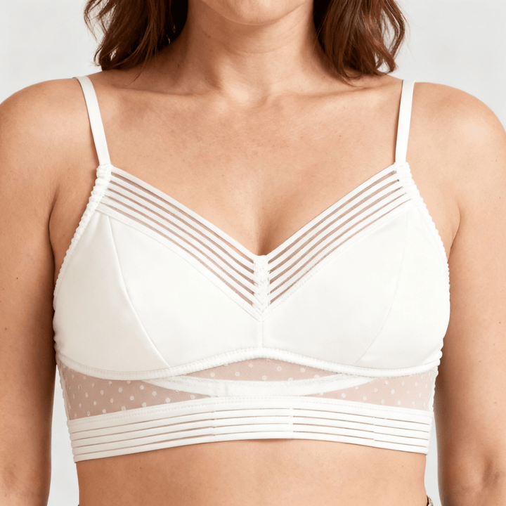 Lacella – Wireless Lifting Lace Bra White