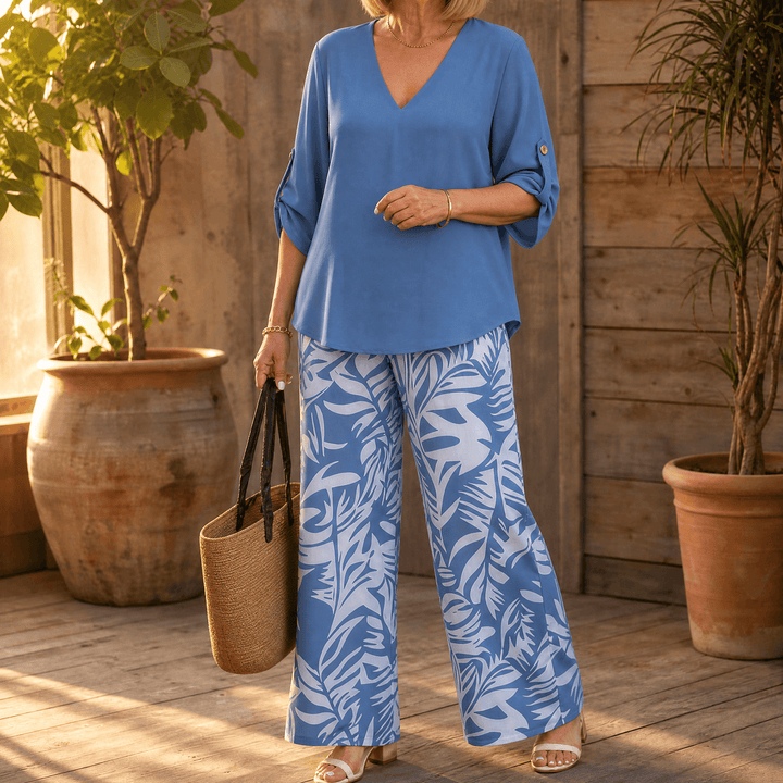 Lark & Palm – Women's V-Neck Top & Leaf-Print Wide-Leg Pants Set Blue / S