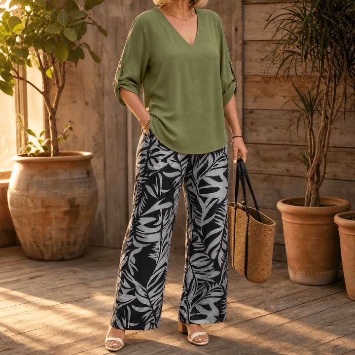 Lark & Palm – Women's V-Neck Top & Leaf-Print Wide-Leg Pants Set Green / S