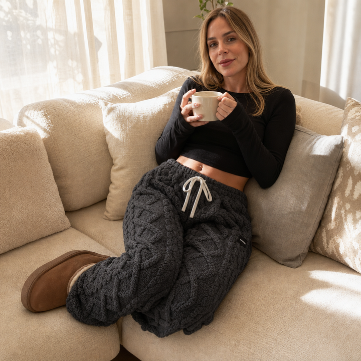 Warmleigh – Cable-Knit Drawstring Waist Lounge Pants