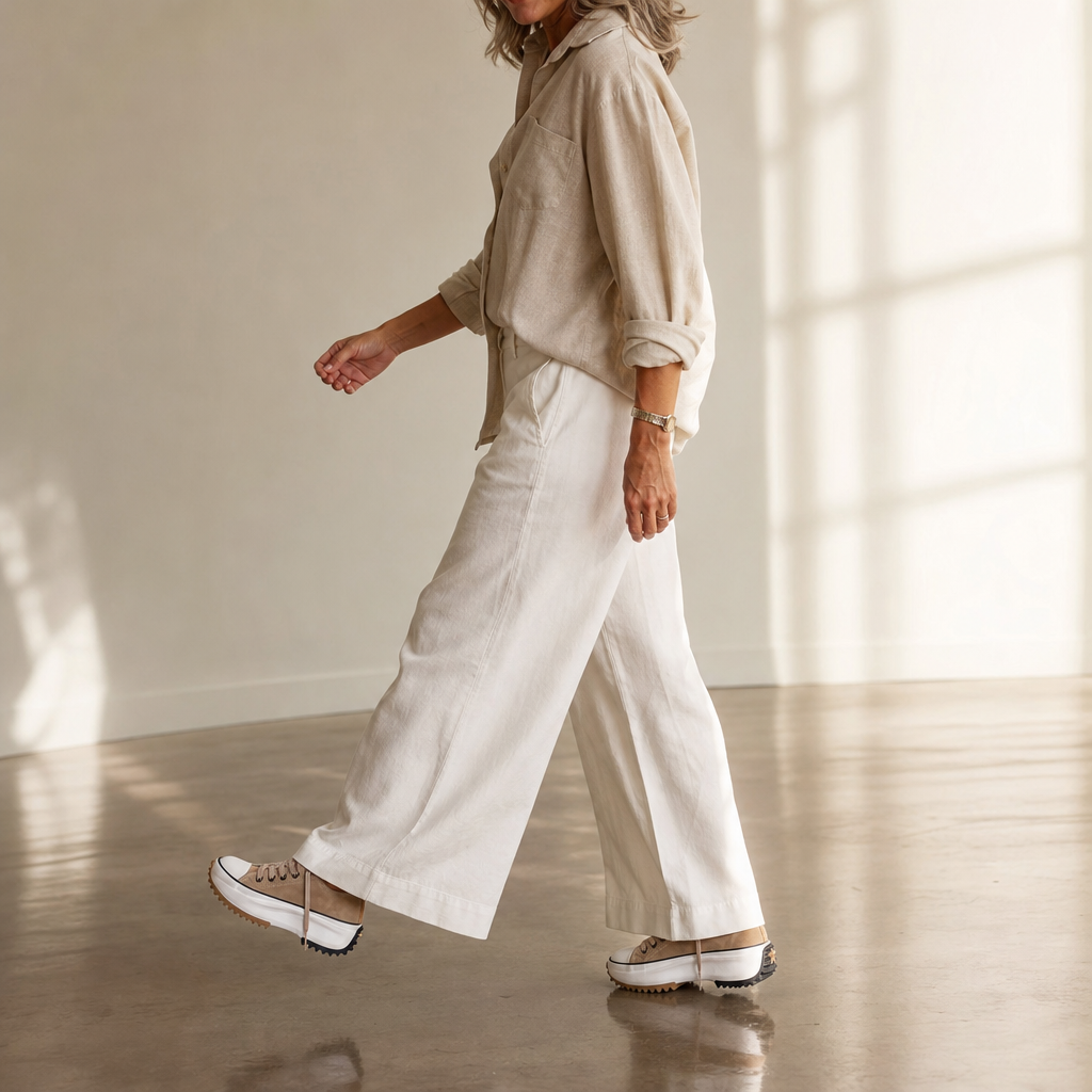 Bettina – Platform Lace-Up Sneakers