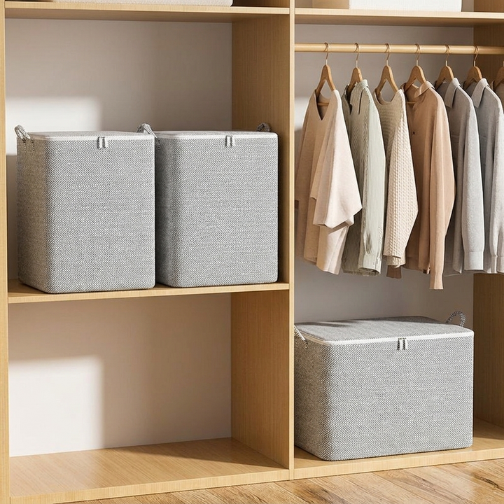 Tidara™ – Large Capacity Storage Bag for Blankets and Quilts