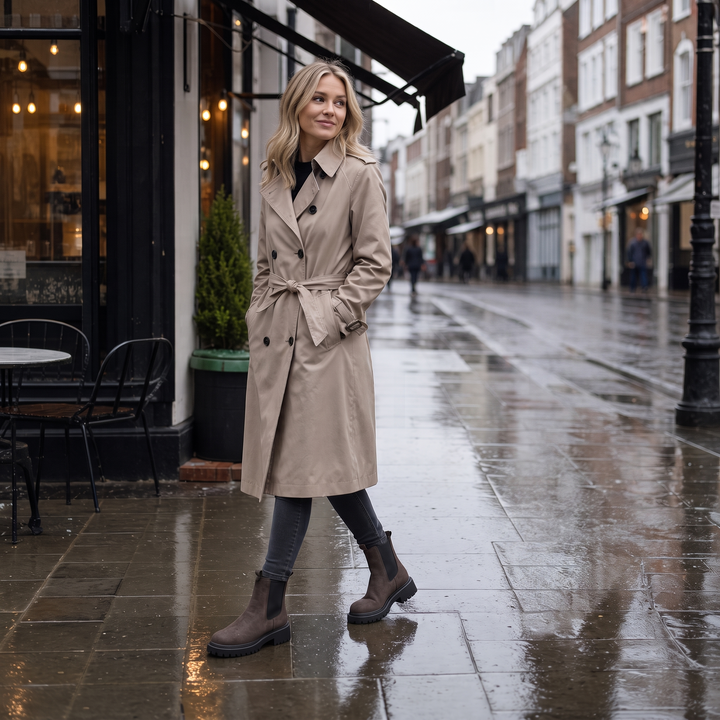 Traqora – Wide-Fit Stretch-Panel Chelsea Boots
