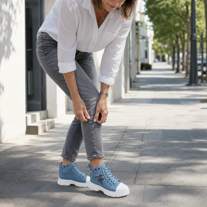 Breezara – Lace-Up Platform Sneaker Boots