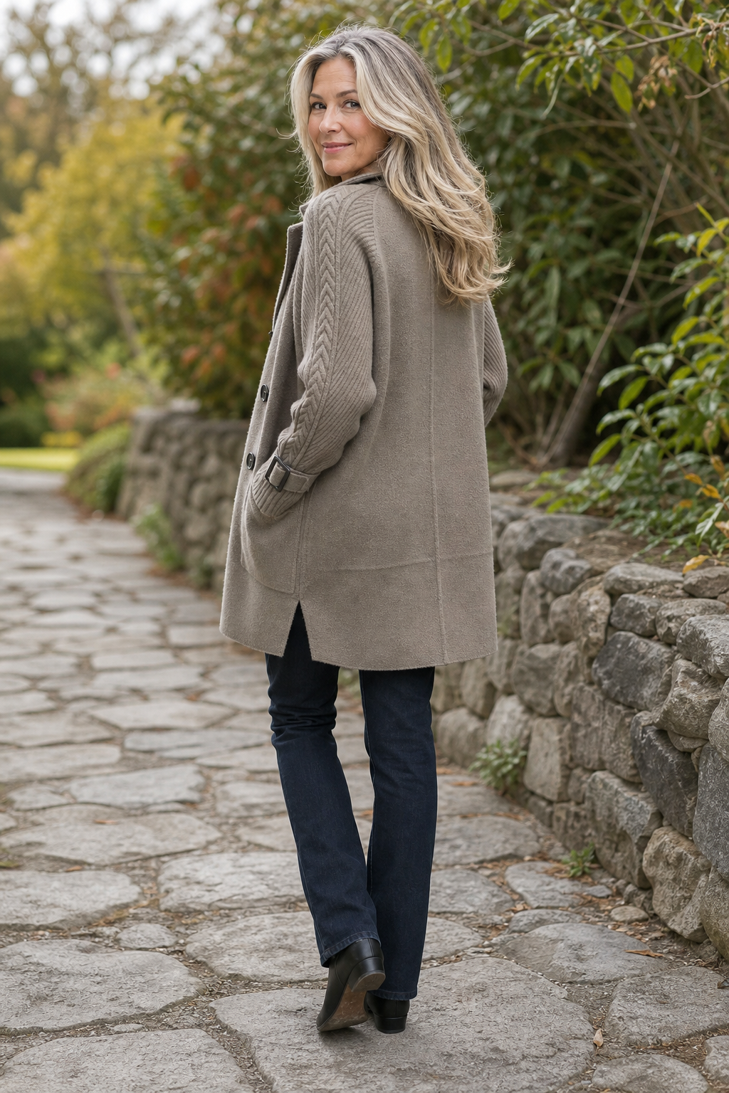 Isola – Cable-Knit Sleeve Double-Breasted Longline Coat
