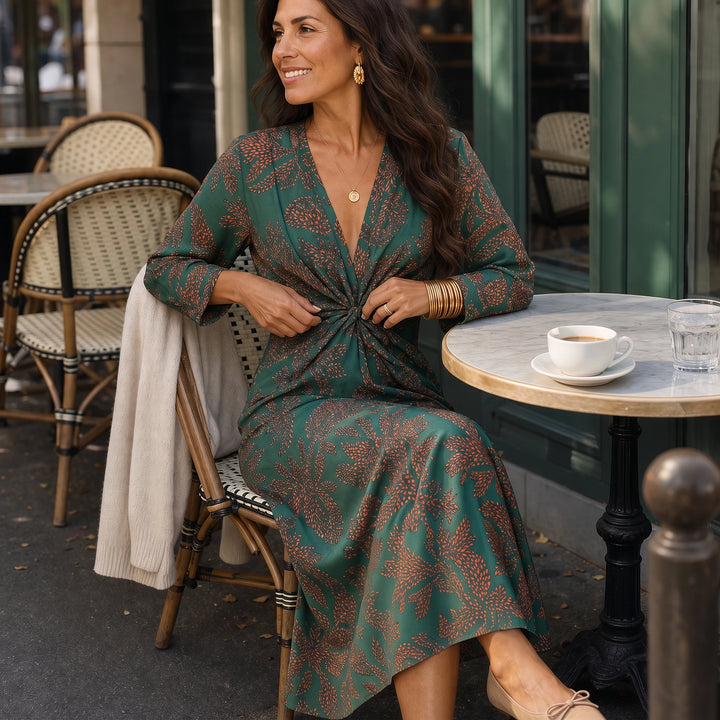 Isabella – V-Neck Fitted-Waist Printed Midi Dress
