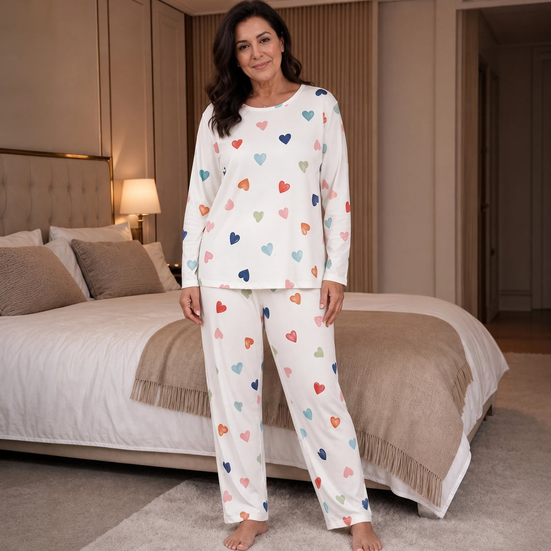 Heartrest – Long-Sleeved Heart-Print Pajama Set