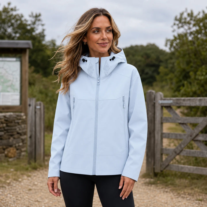 Trailform – Water-Repellent Hooded Softshell Jacket