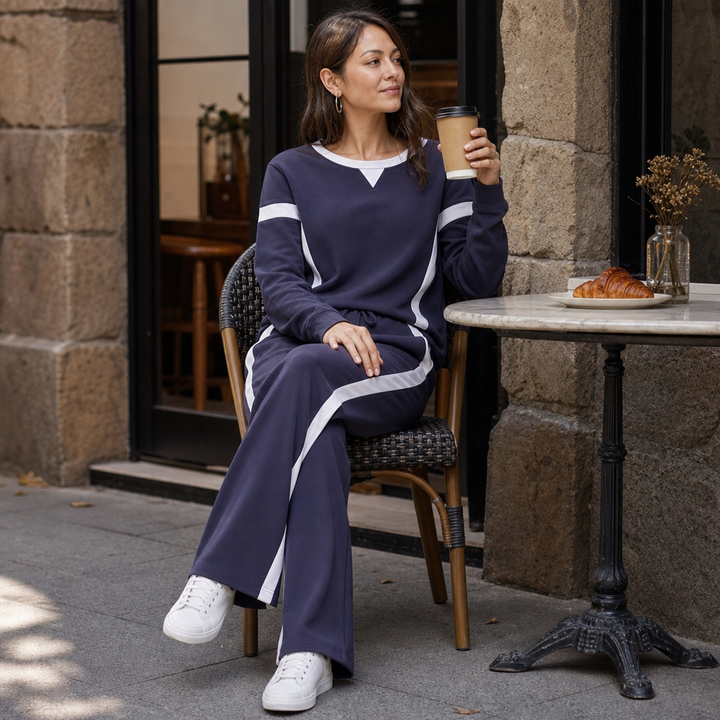 Lunessa – Contrast Stripe Wide-Leg Lounge Set