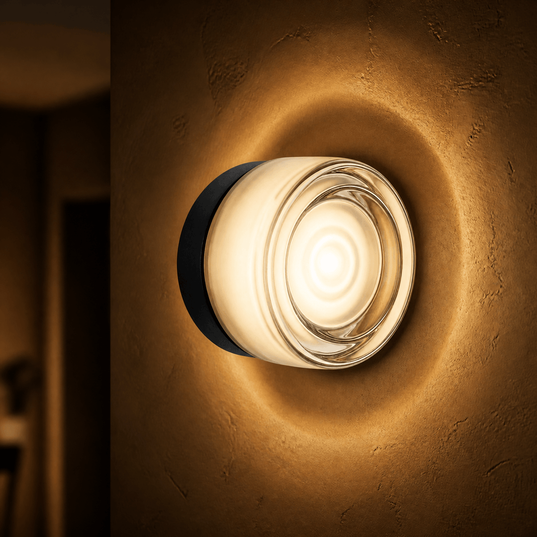 Lumara – Sculpted Dimmable Wall Sconce White black / Dimple