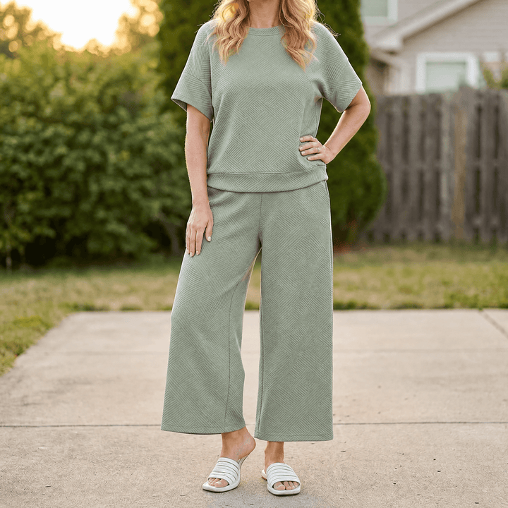 Lunavia – Women's Textured Knit Two-Piece Lounge Set Sage Green / S