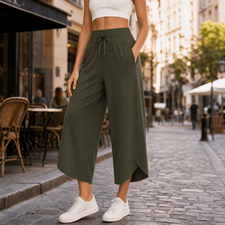 Lunavia – Women's Wide-Leg Tulip-Hem Capri Pants with Pockets Dark Green