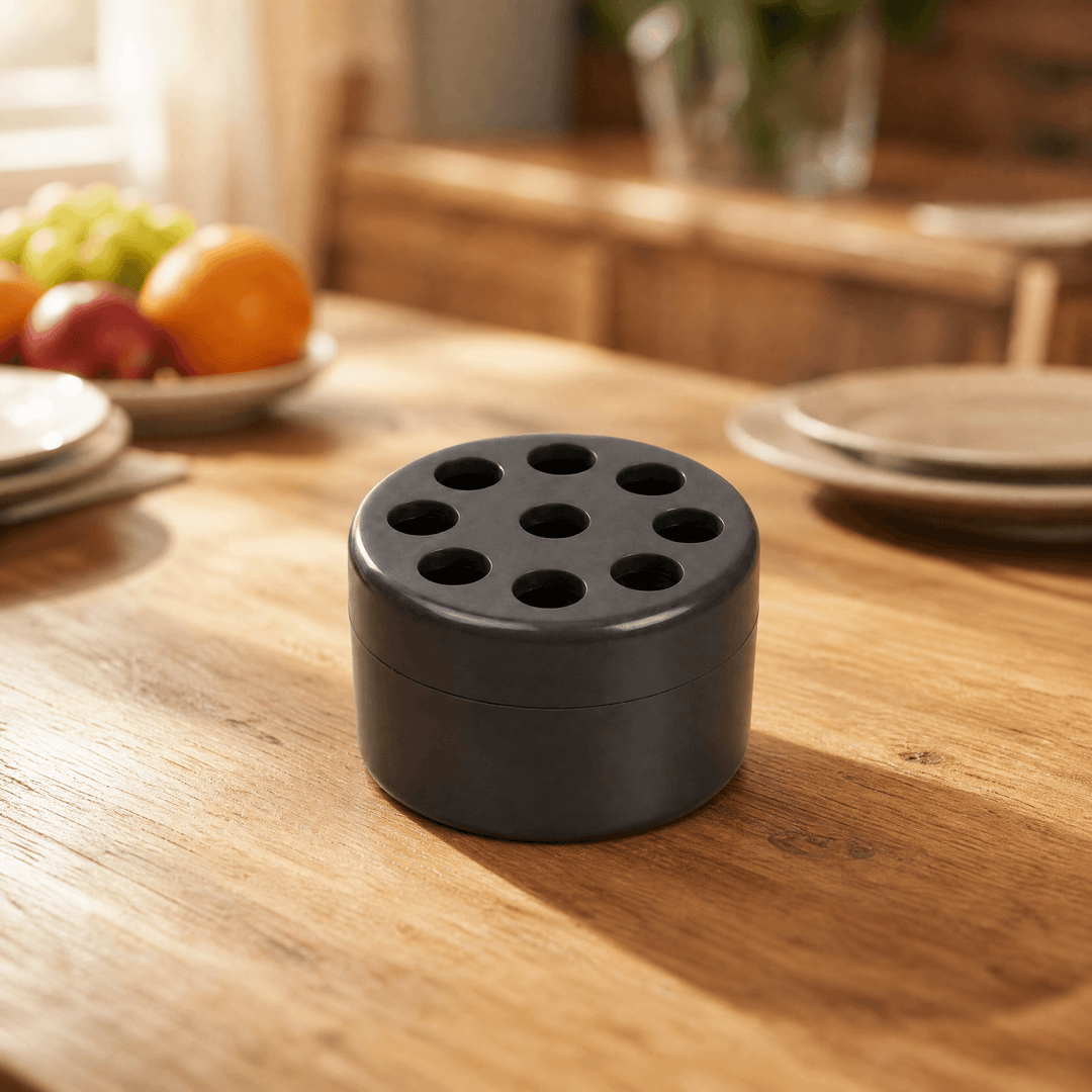 Mayfield – Perfectly Organized Flower Arranger Black / Small (9 holes)