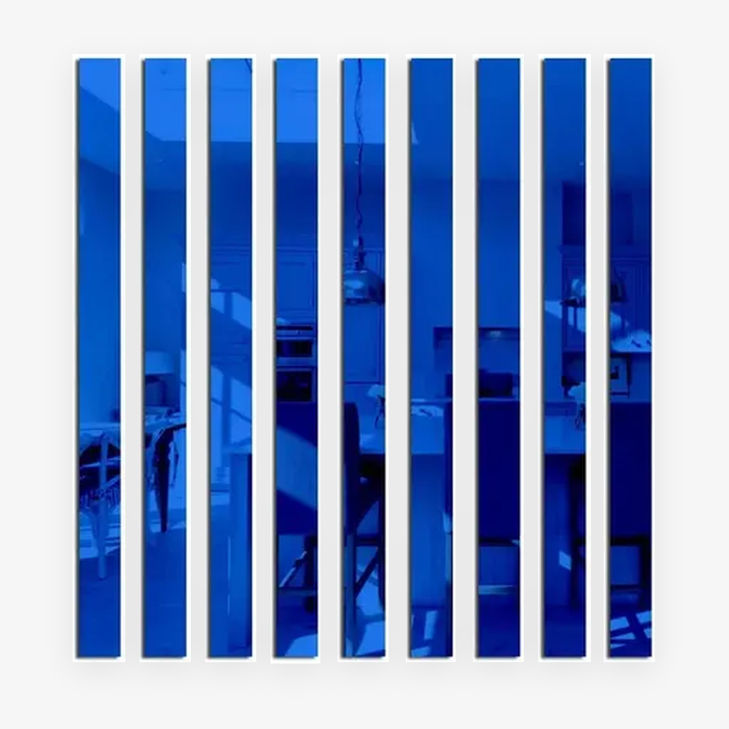 Mirrora – Self-adhesive Mirror-Like Wall Strips (20 pieces)