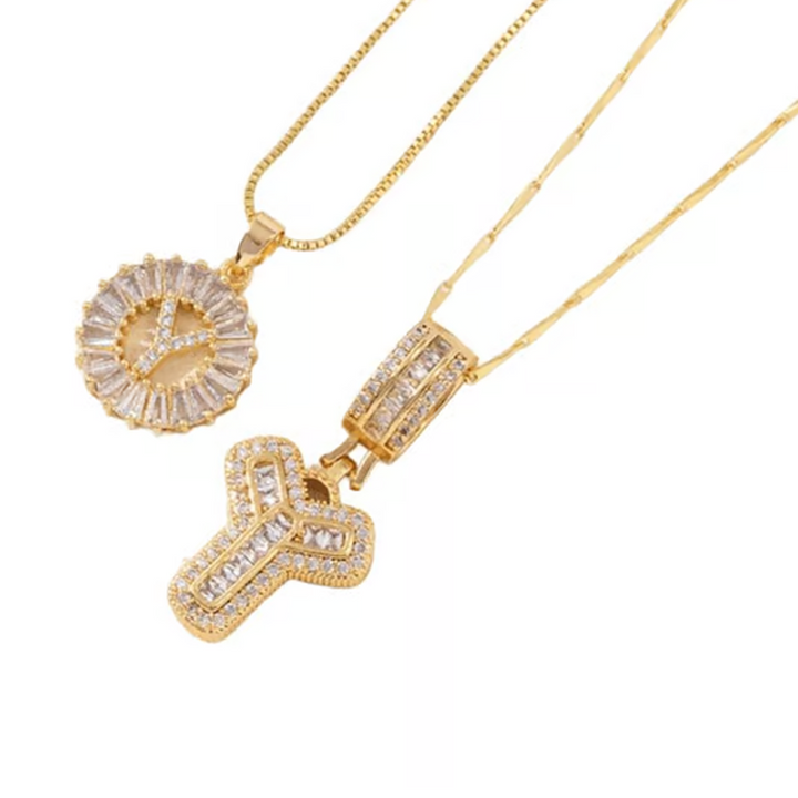 Luneria – Two-Piece Initial Pendant Necklace Set