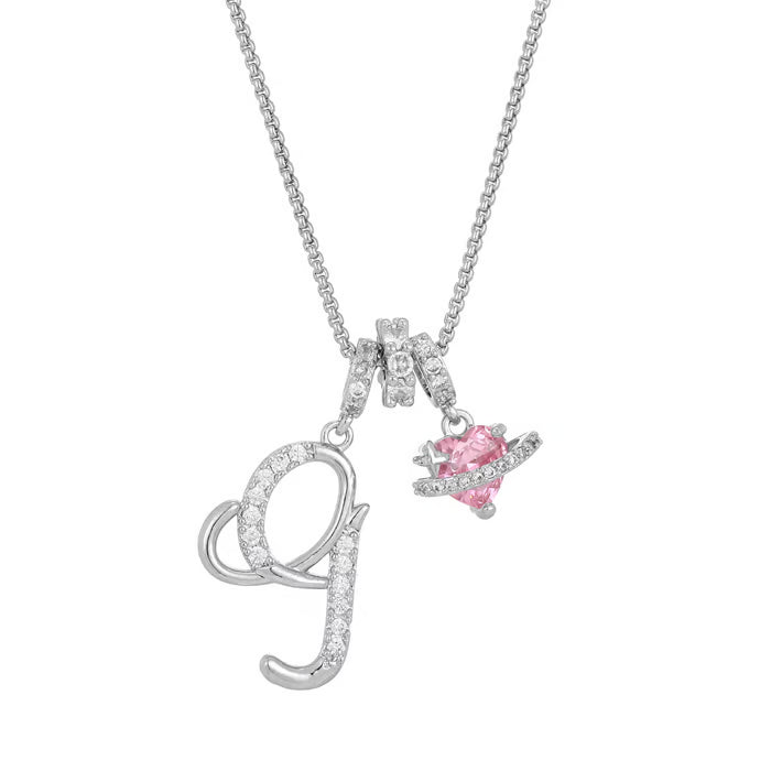 Levara – Personalized Initial Heart Necklace