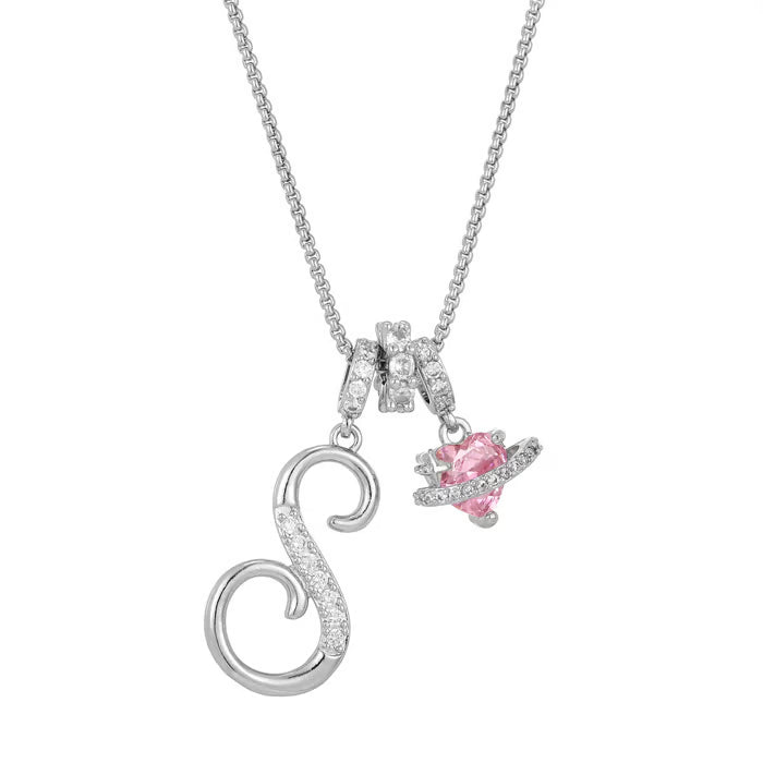 Levara – Personalized Initial Heart Necklace
