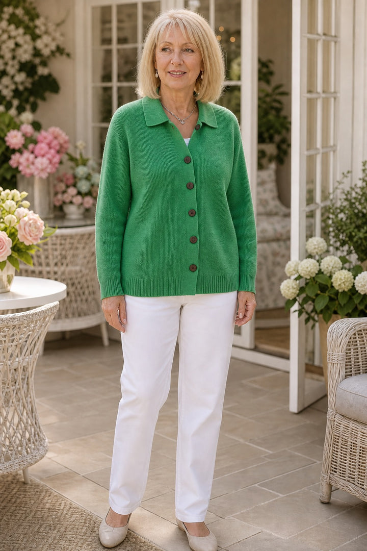 Softshirt – Knit Collared Button-Down Cardigan