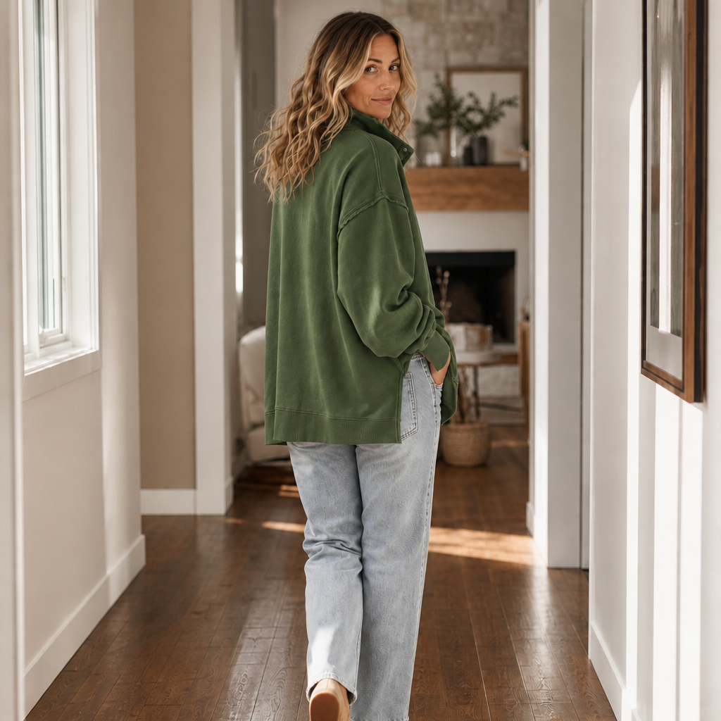 Lunecasa – Raw-Edge Split-Cuff Oversized Pullover