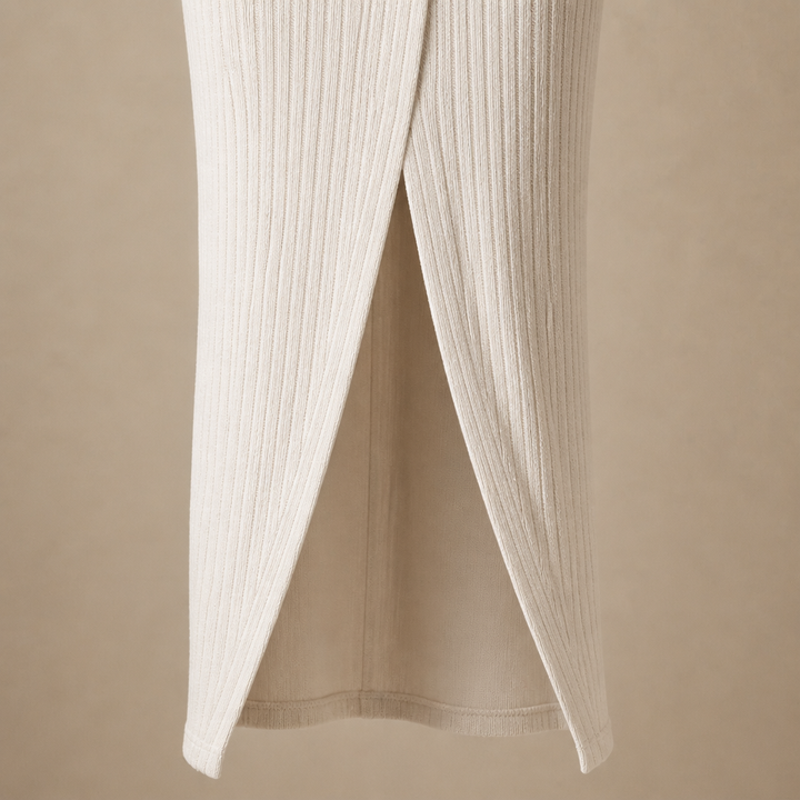 Velvenza – Ring-Pleated Asymmetrical Neck Bodycon Maxi Dress