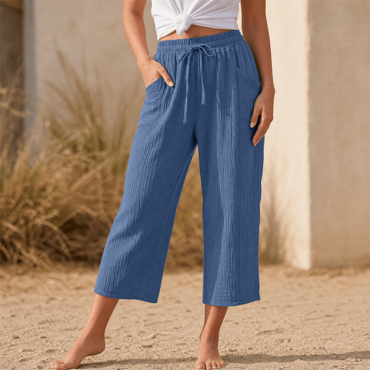 Selora – Women's Crinkle Capri Pants Blue