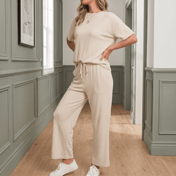 Sereva – Women's Soft Two-Piece Lounge Set Cream /