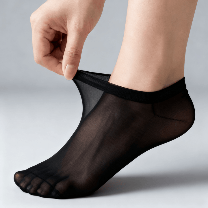 Silkara – Women's Ultra Sheer Non-Slip Invisible Socks Black