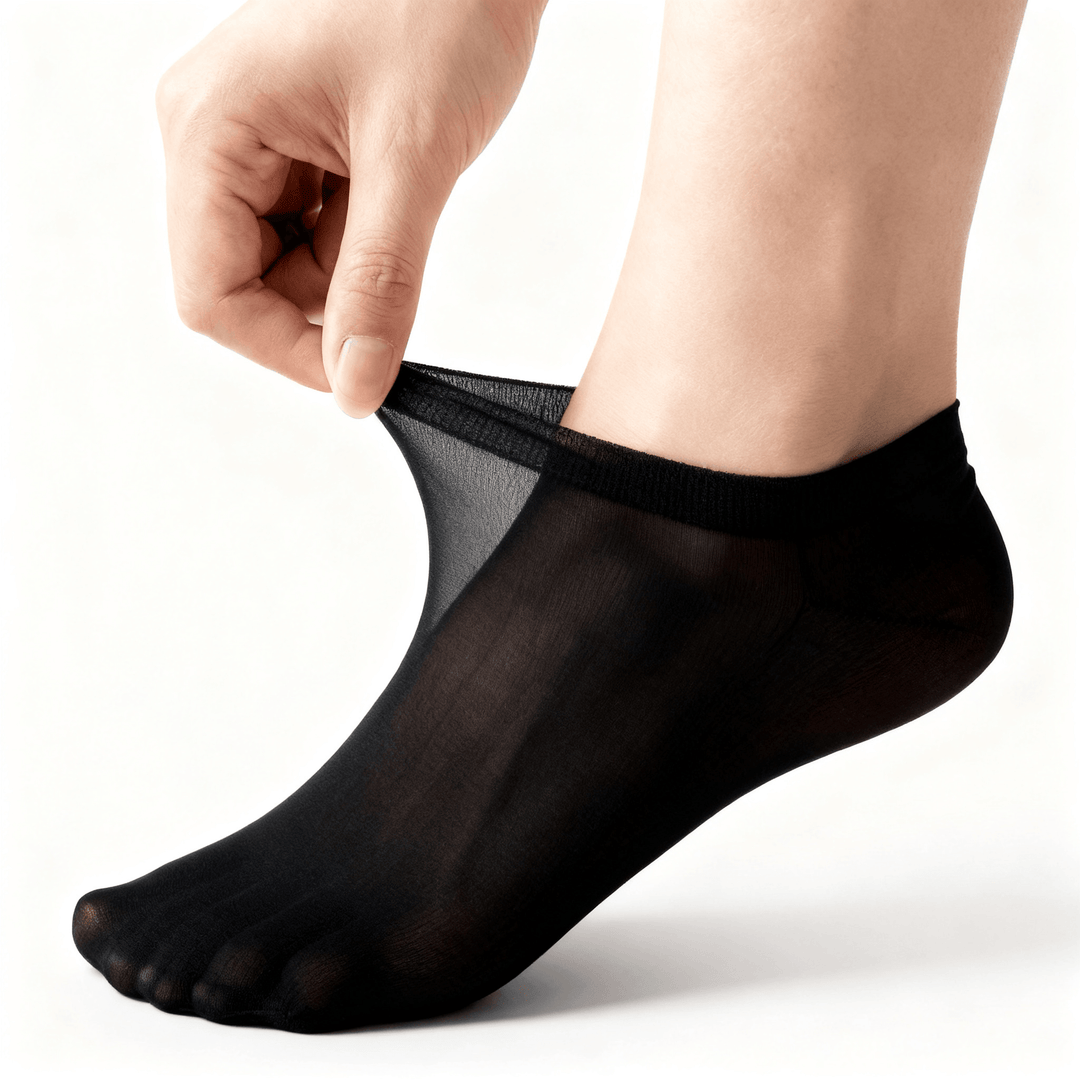 Silkara – Women's Ultra Sheer Non-Slip Invisible Socks Black